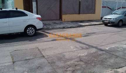 Casa com 04 quartos, 180m² no Bosque dos Eucaliptos SJC