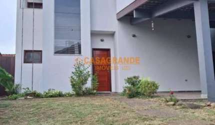 Casa com 3 quartos , Urbanova,Condomínio Eldorado
