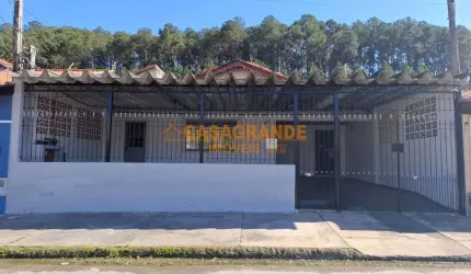Casa com 03 quartos, 136m² no Jardim Altos de Santana  SJC