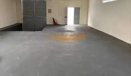 Galpão Comercial com 250m² no Vila São Bento, SJC