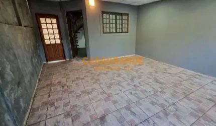 Casa com 3 quartos no Jardim das Indústrias
