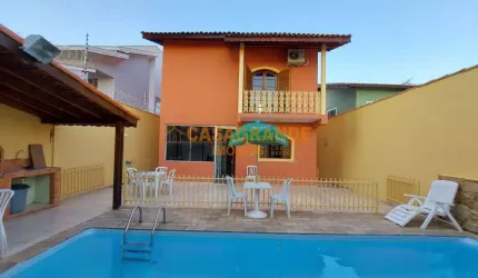 Casa com 04 quartos, 210m² no  Jardim Altos de Santana I - Jacareí -SP