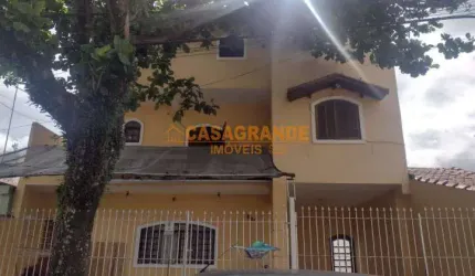 Casa com 8 quartos Jardim Motorama + Edicula