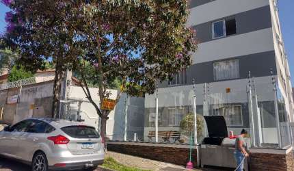 APARTAMENTO NA AGUA VENDE