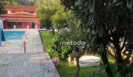 Casa com 4 dormitórios à venda, 164 m² por R$ 900.000,00 - Jardim Itapema - Guararema/SP