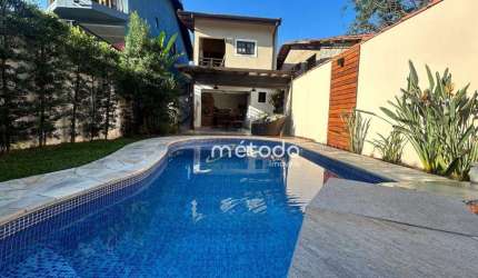 Casa com 3 dormitórios à venda, 180 m² por R$ 1.495.000 - Itapema - Guararema/SP