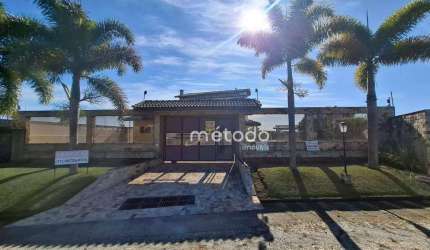 Casa com 3 dormitórios à venda, 300 m² por R$ 950.000 - Condomínio Lago Dourado - Jacareí/SP