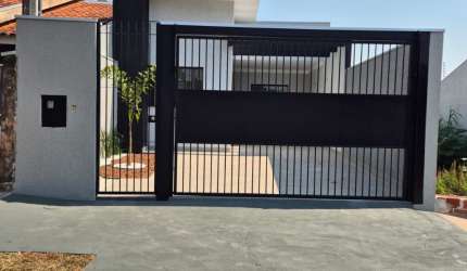 Casa no Jardim Colina Verde com suite