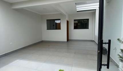Casa com suite no Jardim Ouro Verde