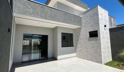 Casa com suite no Jardim Ecovalley