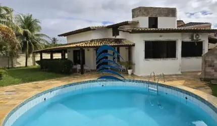 Vendo excelente Casa térrea solta de 04 quartos com mezanino em Vilas do atlântico Rua praia de São Conrado,