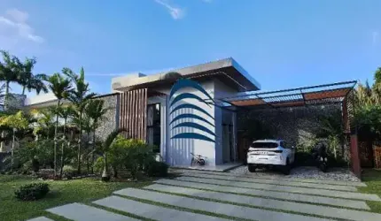 Casa Moderna Térrea à Venda no Condomínio Vida Marina, Busca Vida, Camaçari | 3 Suítes no Térreo | Piscina com Cascata e Área Gourmet | Terreno 100% P
