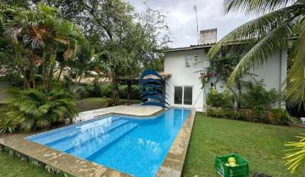 Casa para VENDA em INTERLAGOS  Terreno com 1.320m², plano, com diversas árvores frutíferas e bem localizada dentro do condomínio.