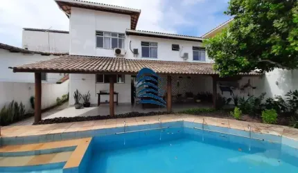 Casa em condomínio Vilas do Atlântico