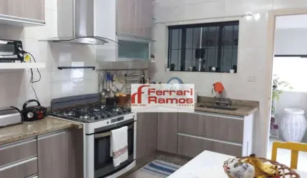Sobrado com 3 dormitórios à venda, 221 m² por R$ 850.000,00 - Vila Galvão - Guarulhos/SP