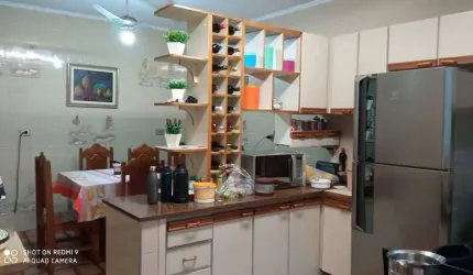 Sobrado venda tem 352m2, 3 quartos, suíte com hidro, ESTUDA PERMUTA POR CASA NO INTERIOR ATÉ 700.000