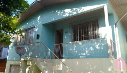 Casa com 4 quartos à venda no Jardim América, Caxias do Sul , 200 m2 por R$ 690.000