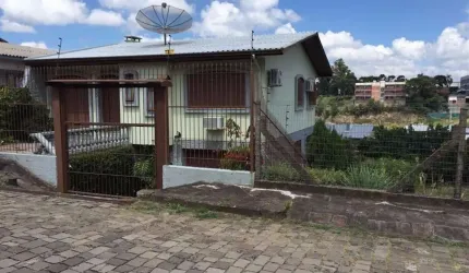 Casa com 3 quartos à venda no Rio Branco, Caxias do Sul , 190 m2 por R$ 1.460.000