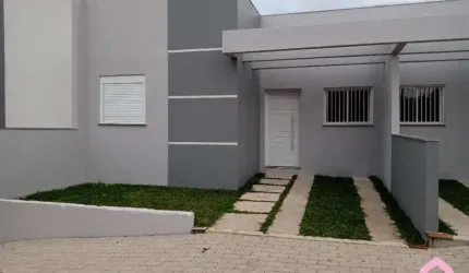 Casa com 2 quartos à venda no Forqueta, Caxias do Sul , 62 m2 por R$ 315.000