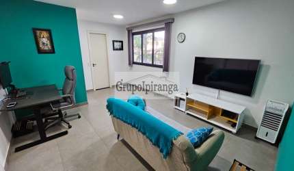 Apartamento ao lado do metrô Jabaquara, 1 dormitório, 1 vaga fixa, Salão de Festa, Academia e Piscina