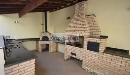 Lindo Sobrado com Área Gourmet, 4 quartos sendo as 4 suítes, 12 vagas e e 7 banheiros