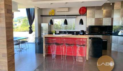 CASA EM CONDOMÍNIO FECHAO COM VISTA MAR