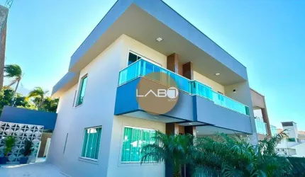 CASA A VENDA EM CONDOMÍNIO FECHADO NA PRAIA DE FORA