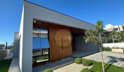 Casa 3 Dormitórios Impecável | Pedra Branca