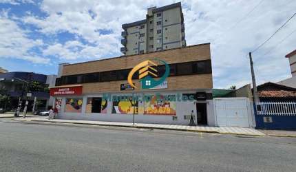 Sala Comercial em Mongaguá, Centro da cidade, sala e banheiro privativo, elevador PNE, Consulte condições!!