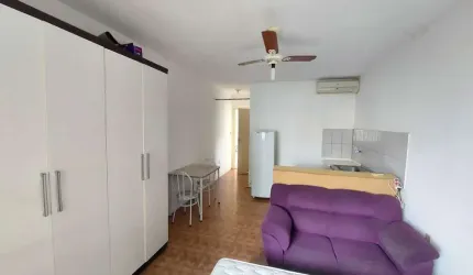 Apartamento com 1 dormitório para alugar, 43 m² por R$ 1.030,00/mês - Cristal -