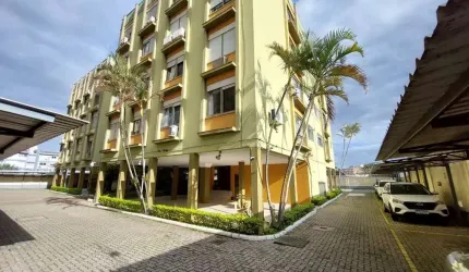 Apartamento com 2 dormitórios para alugar, 63 m² por R$ 2.830,00/mês - Cristal -