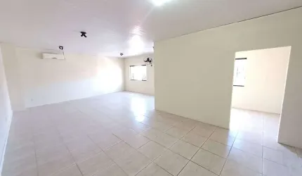 Loja para alugar, 70 m² por R$ 1.200,00 - Cavalhada - Porto Alegre/RS