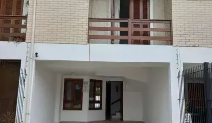 Casa com 3 dormitórios para alugar, 190 m² por R$ 3.632/mês - Guarujá - Porto Al