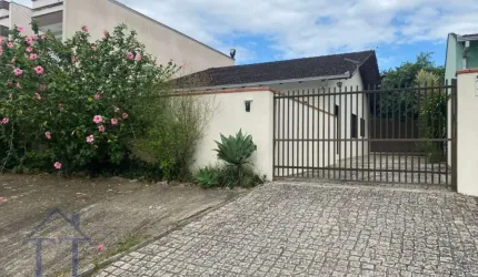 Casa plana no bairro Itaum