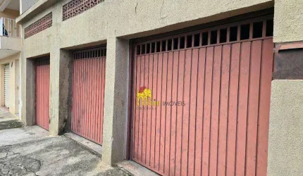 Excelente imóvel para RENDA. Um sobrado com quatro casas no terreno de 10x33m.
