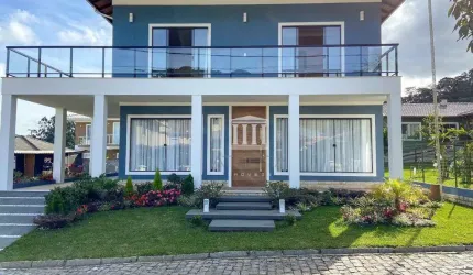 Casa com 5 dormitórios à venda, 390 m² por R$ 1.950.000,00 - Vargem Grande - Teresópolis/RJ