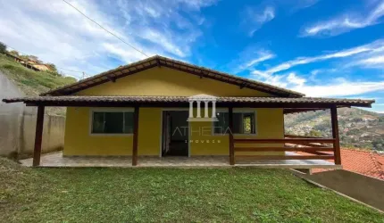 Casa com 3 dormitórios à venda, 180 m² por R$ 750.000,00 - Albuquerque - Teresópolis/RJ