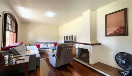 Casa com 3 dormitórios à venda, 171 m² por R$ 950.000,00 - Várzea - Teresópolis/RJ