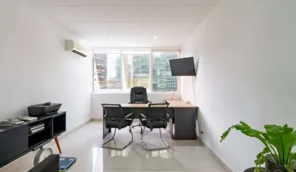 Sala Comercial no Condomínio em São Paulo-SP, Bela Vista: 1 Banheiro, 1 Vaga e 20m² - Imperdível!
