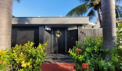 Casa em Condomínio para Venda em Rio de Janeiro, Barra da Tijuca, 6 dormitórios, 5 suítes, 8 banheiros, 2 vagas