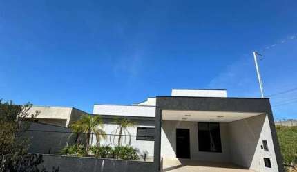 Casa Nova à Venda – Condomínio, Bragança Paulista!