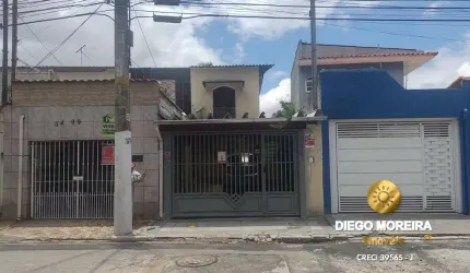 Sobrado á venda próximo a Fernão Dias
