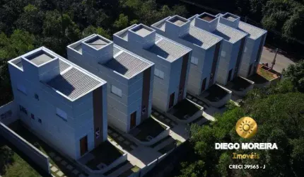 Sobrados à venda em Mairiporã em condomínio Village