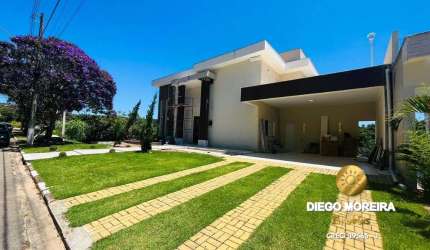 Casa de alto padrão à venda e locação em condomínio de Mairiporã