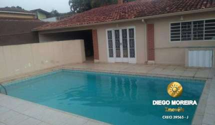 Casa à venda ou locação em Atibaia com 3 dormitórios - 701 m²