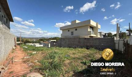Terreno à Venda em Atibaia – Ideal para Construção de Sobrados!
