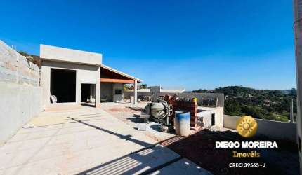 Casa com 3 dormitórios e piscina á venda em Mairiporã