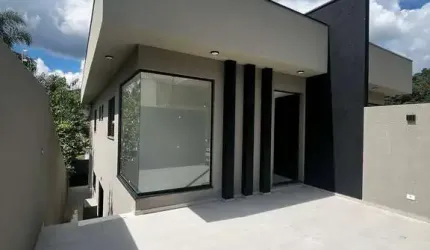 Casa à venda em Atibaia - OPORTUNIDADE!!