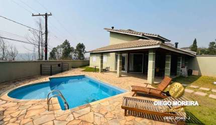 Casa de campo á venda com piscina