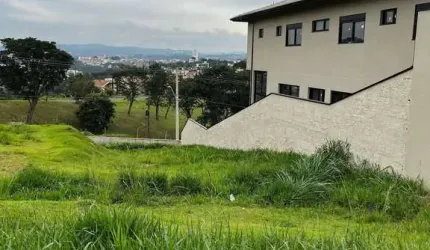 Terreno à Venda em Excelente Condomínio – Atibaia/SP